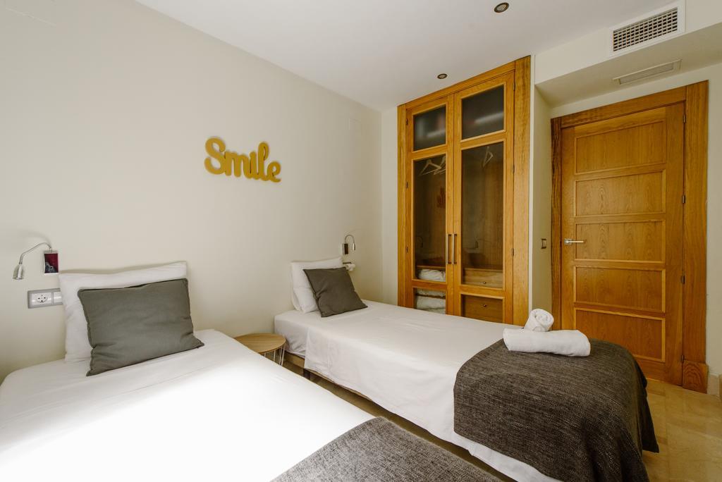 1E Azofaifo St Apartment Seville Luaran gambar
