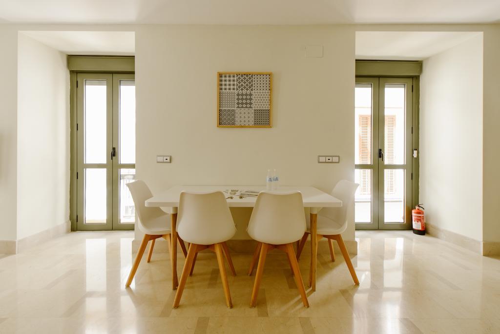 1E Azofaifo St Apartment Seville Luaran gambar