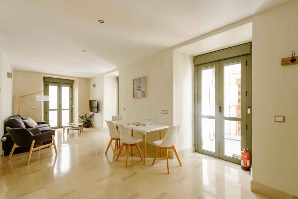 1E Azofaifo St Apartment Seville Luaran gambar